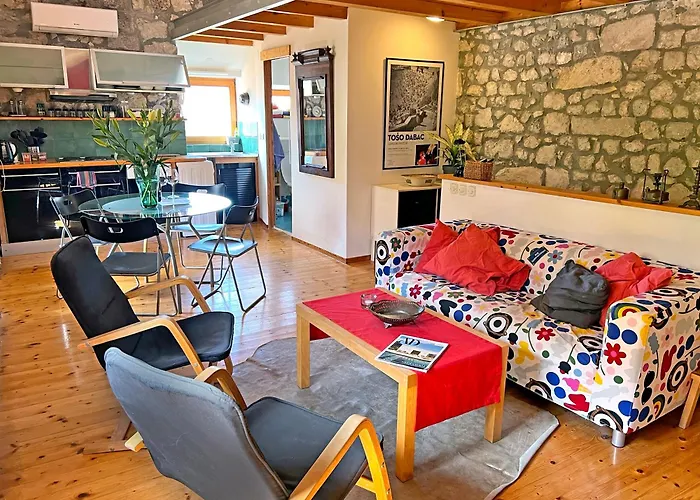 Design Studio - Old Town