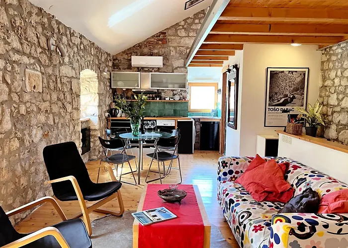 Design Studio - Old Town